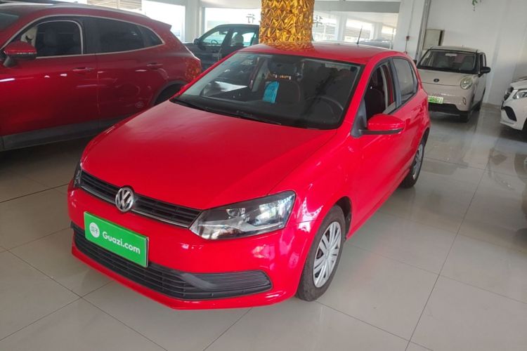 Volkswagen Polo 2018 car image #2