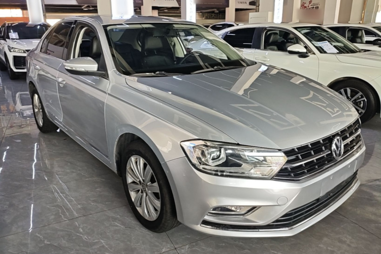 Volkswagen Bora 2018 #4 Volkswagen Bora 2018 صورة سيارة #4