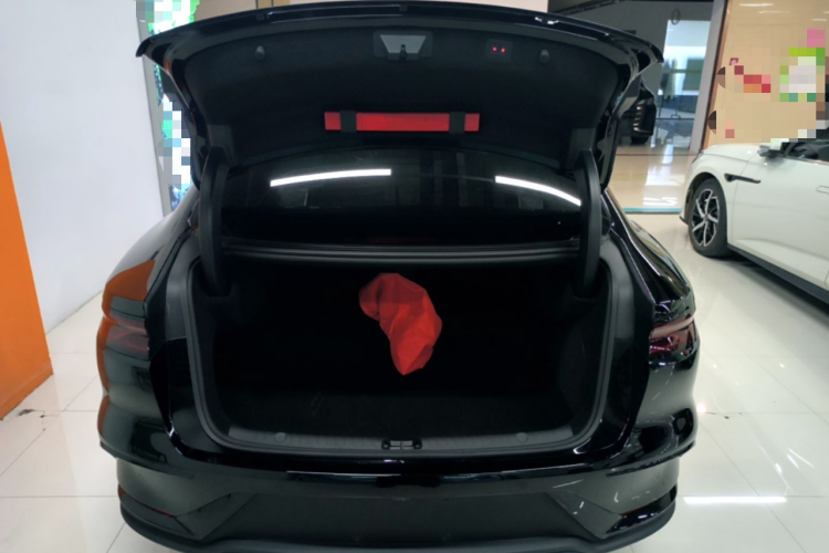 BYD Han 2025 car image #24