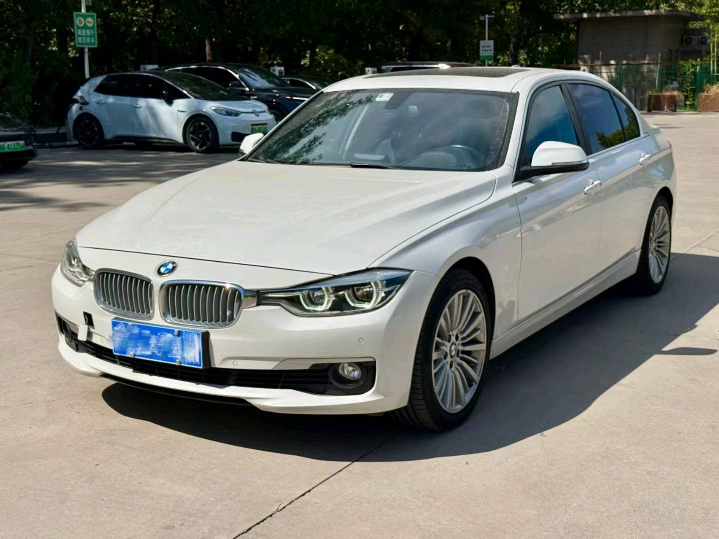 BMW 3 Series 2017 #2 BMW 3 Series 2017 car image #2