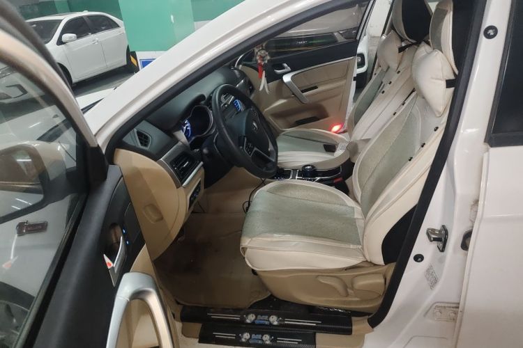 GEELY Emgrand 2018 car image #15