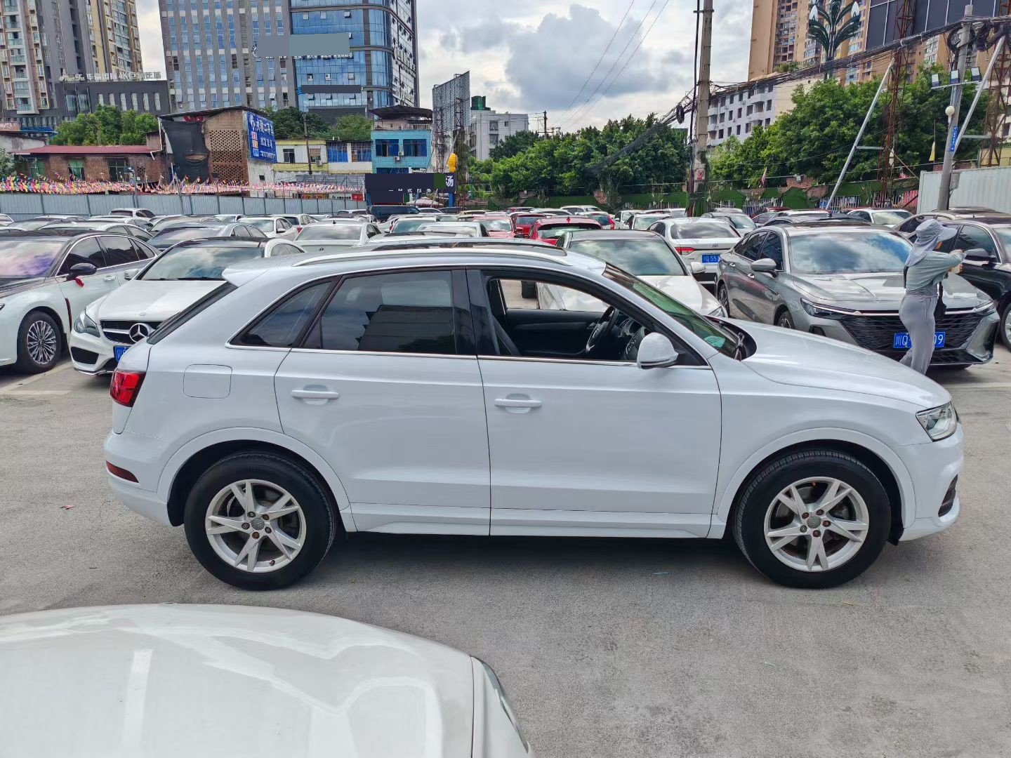 Audi Q3 2017 #8 Audi Q3 2017 car image #8