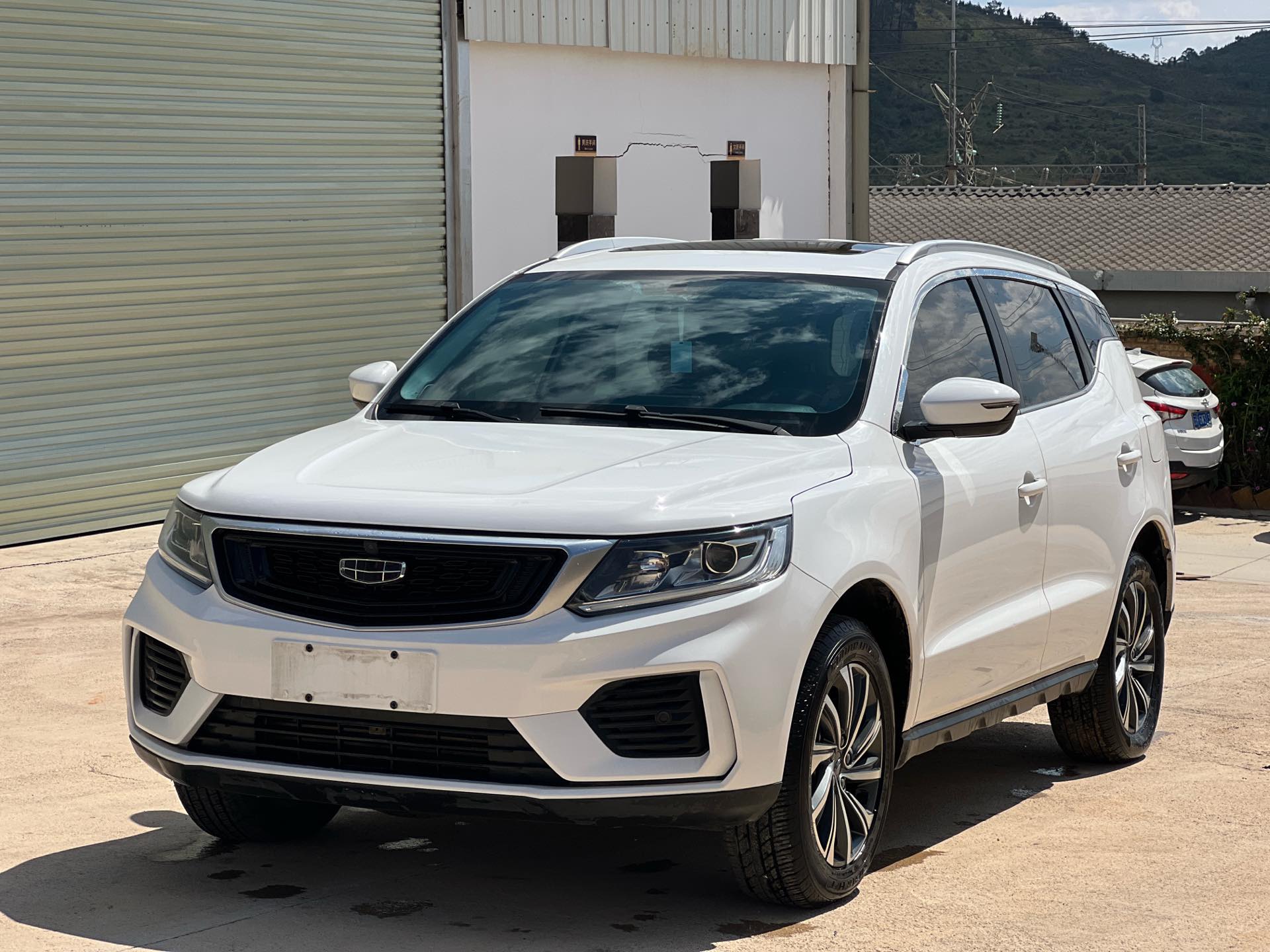 GEELY Vision X6 2019 car image 