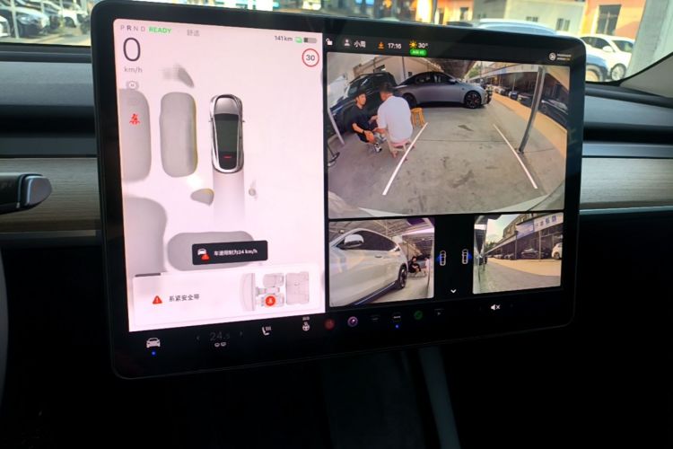 Tesla Model Y 2022 #13 Tesla Model Y 2022 immagine di auto #13