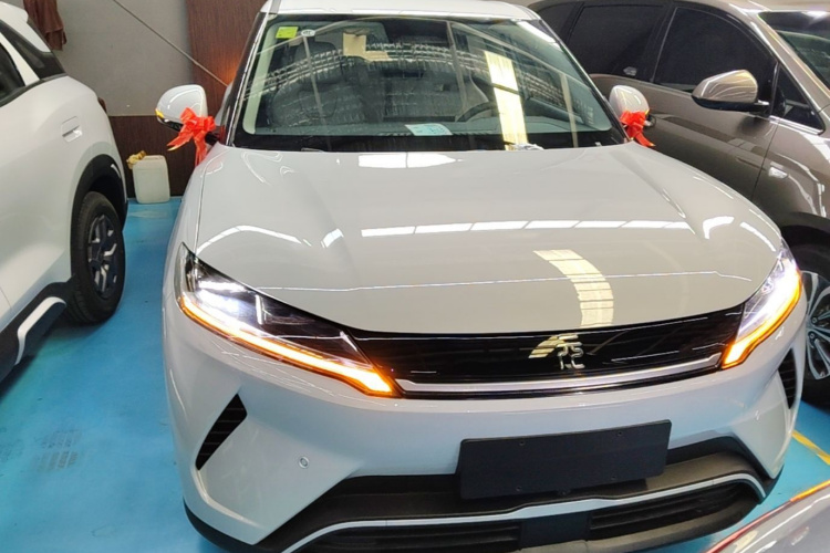 BYD YuanUP 2026 car image #3