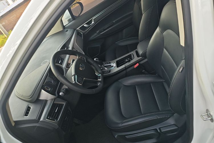 GEELY Emgrand GS 2017 car image #15