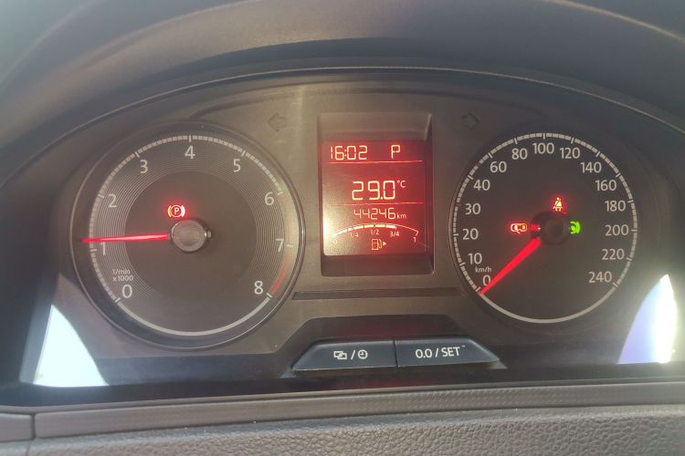 Volkswagen Santana 2018 car image #10