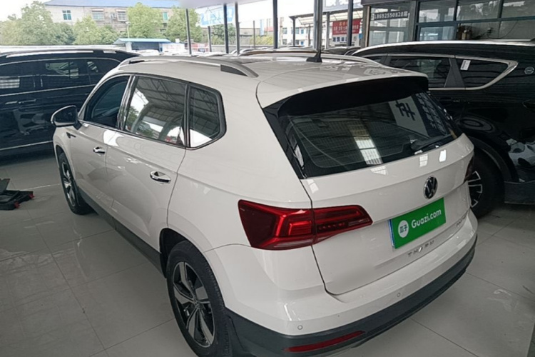 Volkswagen Tharu 2023 car image #5