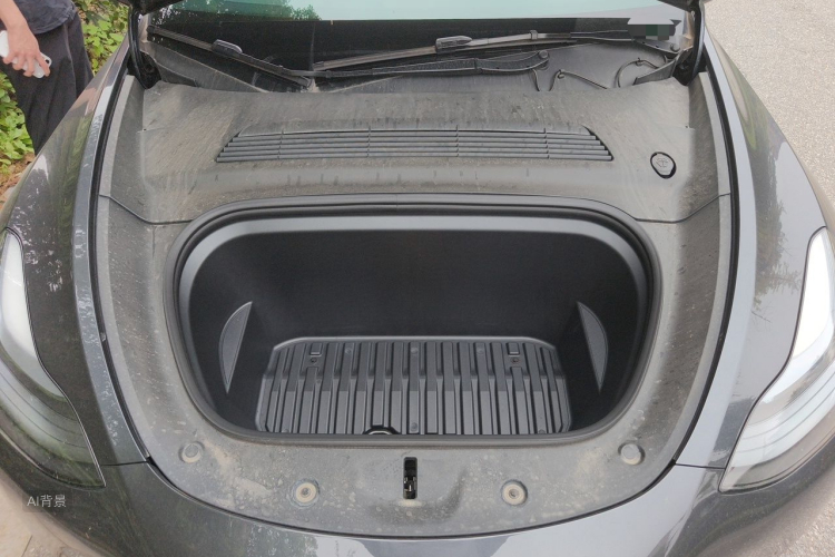Tesla Model Y 2024 car image #22