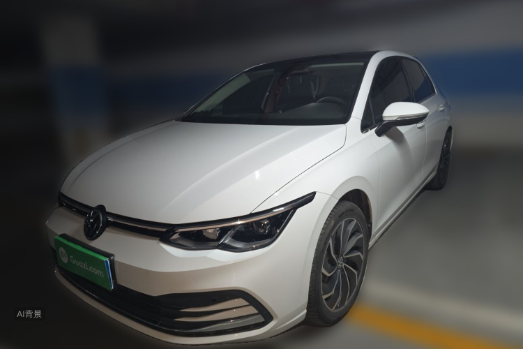 Volkswagen Golf 2022 car image #2