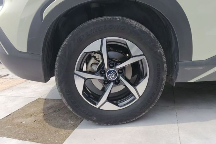 BYD YuanUP 2024 #10 BYD YuanUP 2024 car image #10