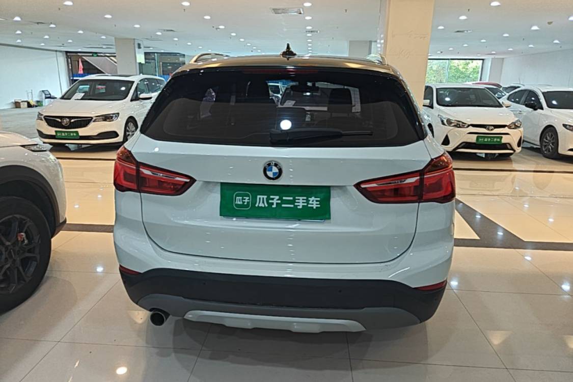 BMW X1 2018 #6 BMW X1 2018 car image #6