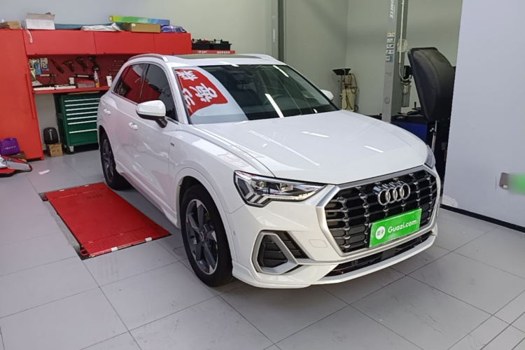Audi Q3 2023 #6 Audi Q3 2023 car image #6