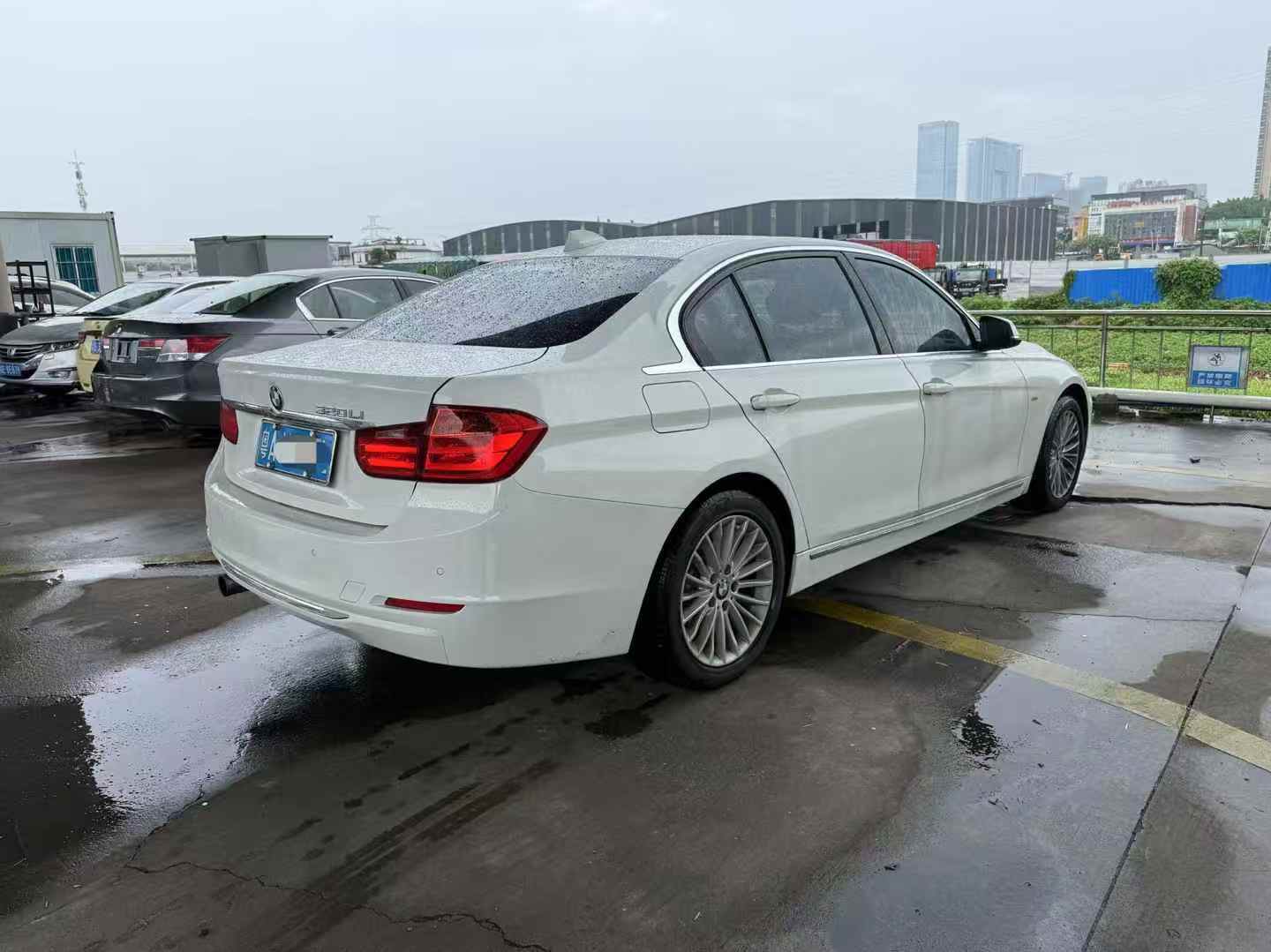 BMW 3 Series 2013 car image #6
