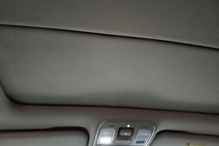 GEELY Emgrand GS 2019 car image #18