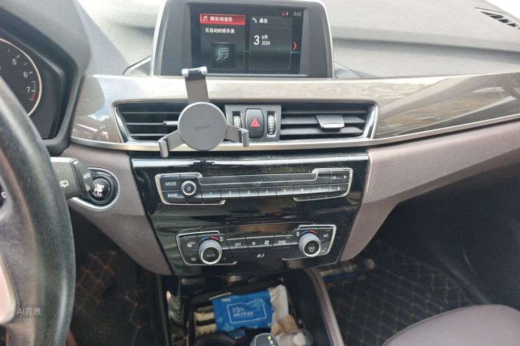 BMW X1 2018 car image #15