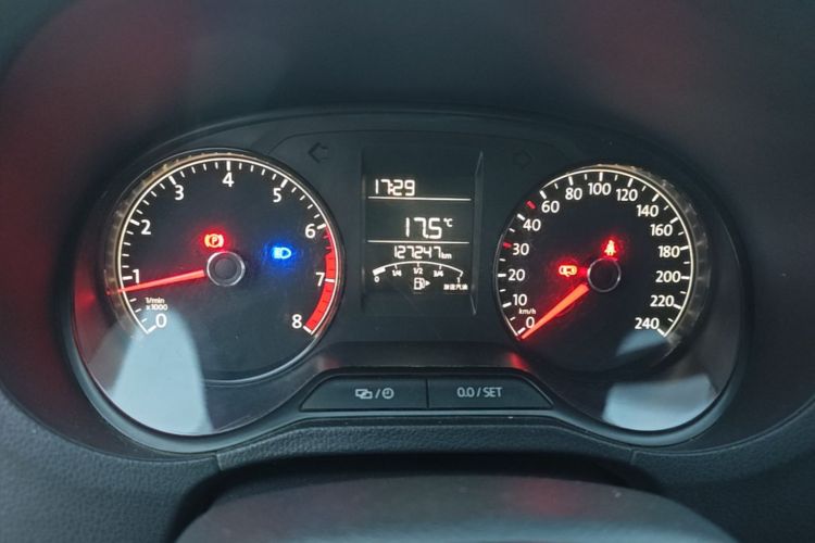 Volkswagen Polo 2016 #12 Volkswagen Polo 2016 car image #12