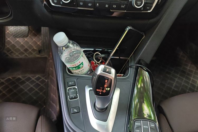 BMW 3 Series 2019 #16 BMW 3 Series 2019 car image #16