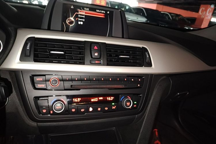 BMW 3 Series 2015 #17 BMW 3 Series 2015 car image #17