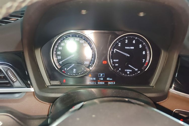 BMW X1 2019 #16 BMW X1 2019 صورة سيارة #16