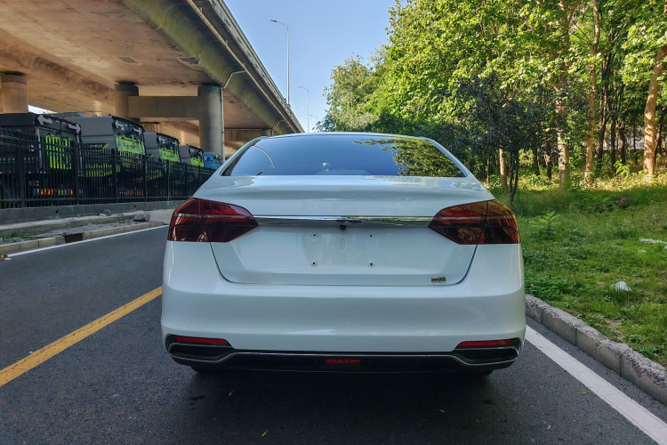 GEELY Emgrand 2020 immagine di auto #7