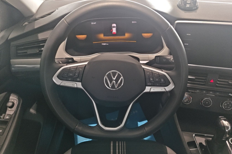 Volkswagen Bora 2024 car image #11