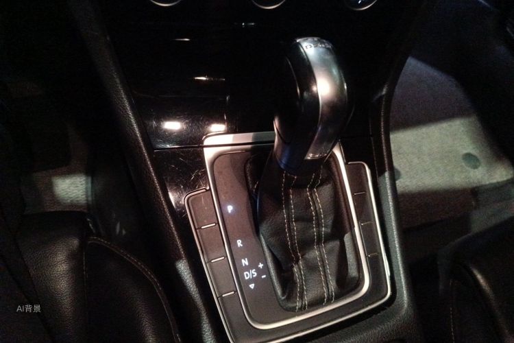 Volkswagen Golf 2016 car image #16