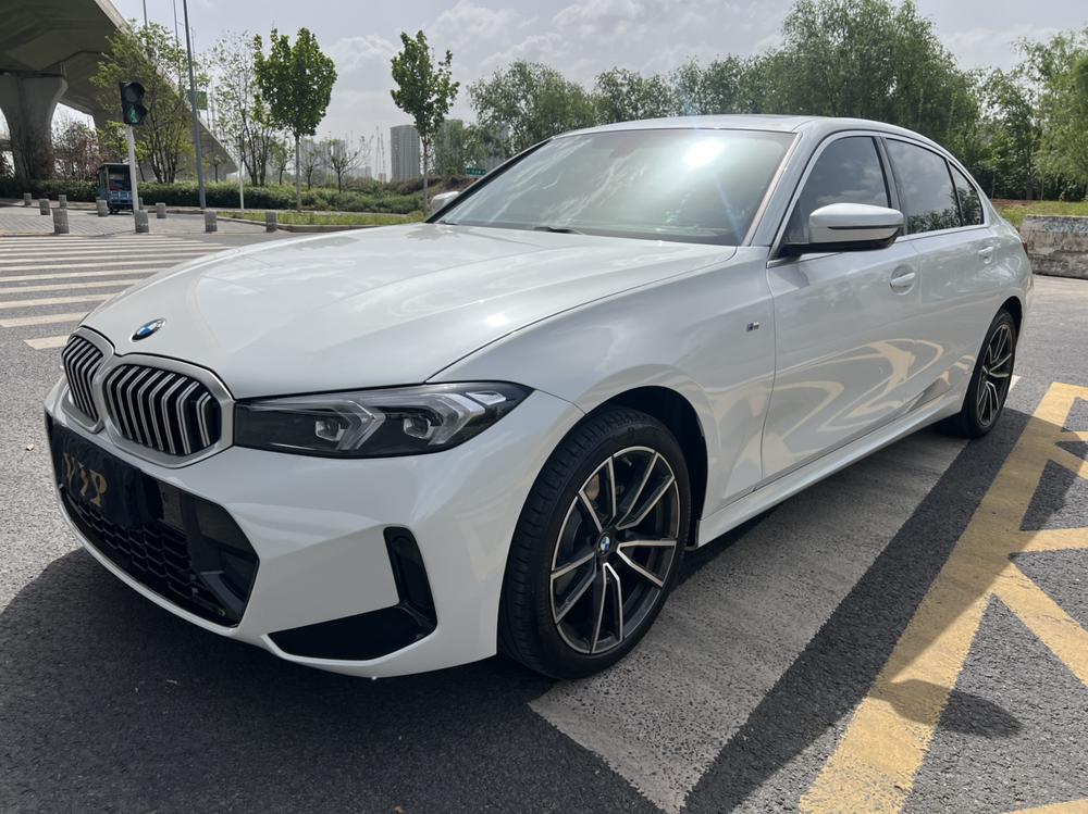 BMW 3 Series 2024 car image 