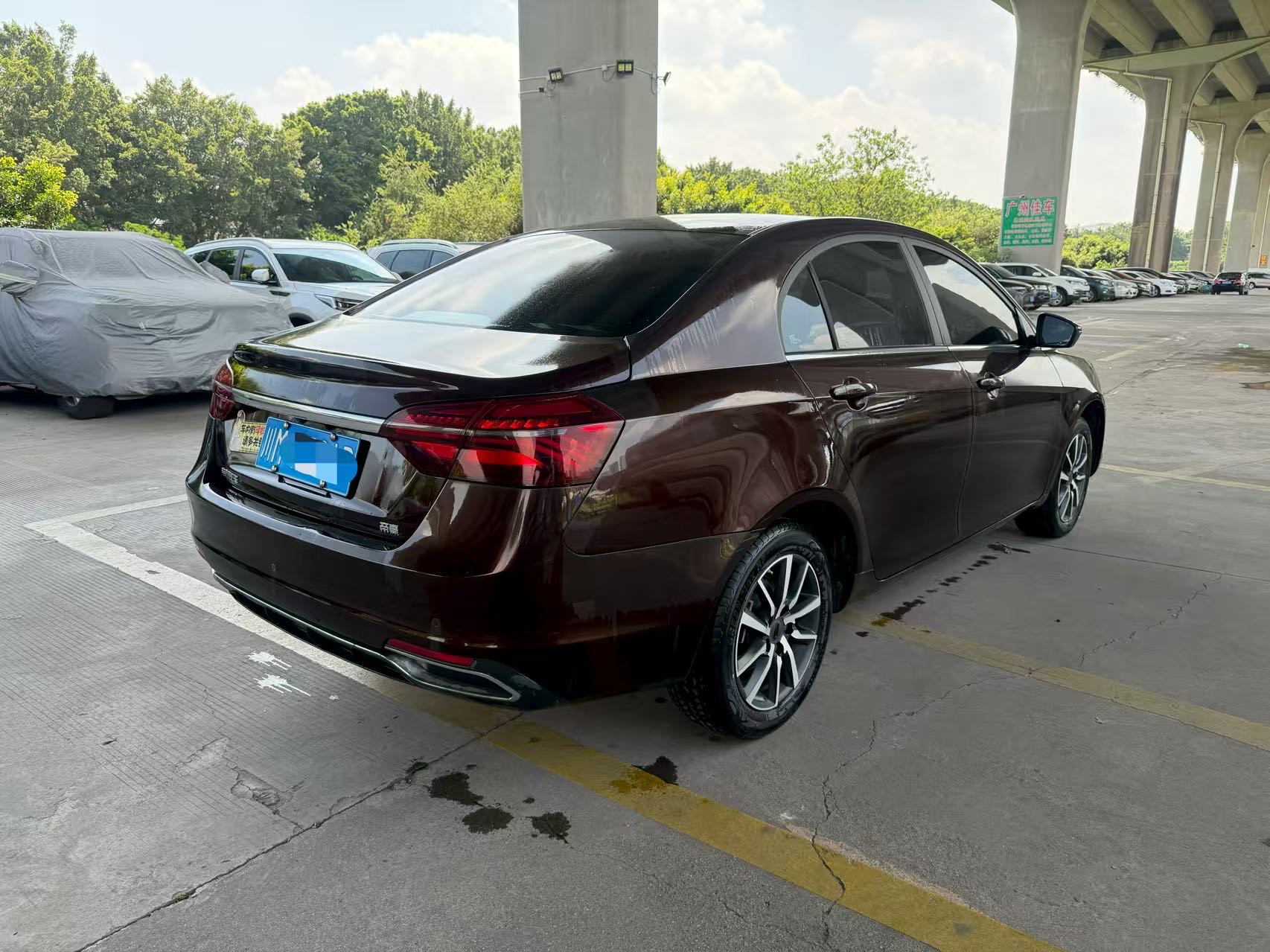 GEELY Emgrand 2019 car image #4