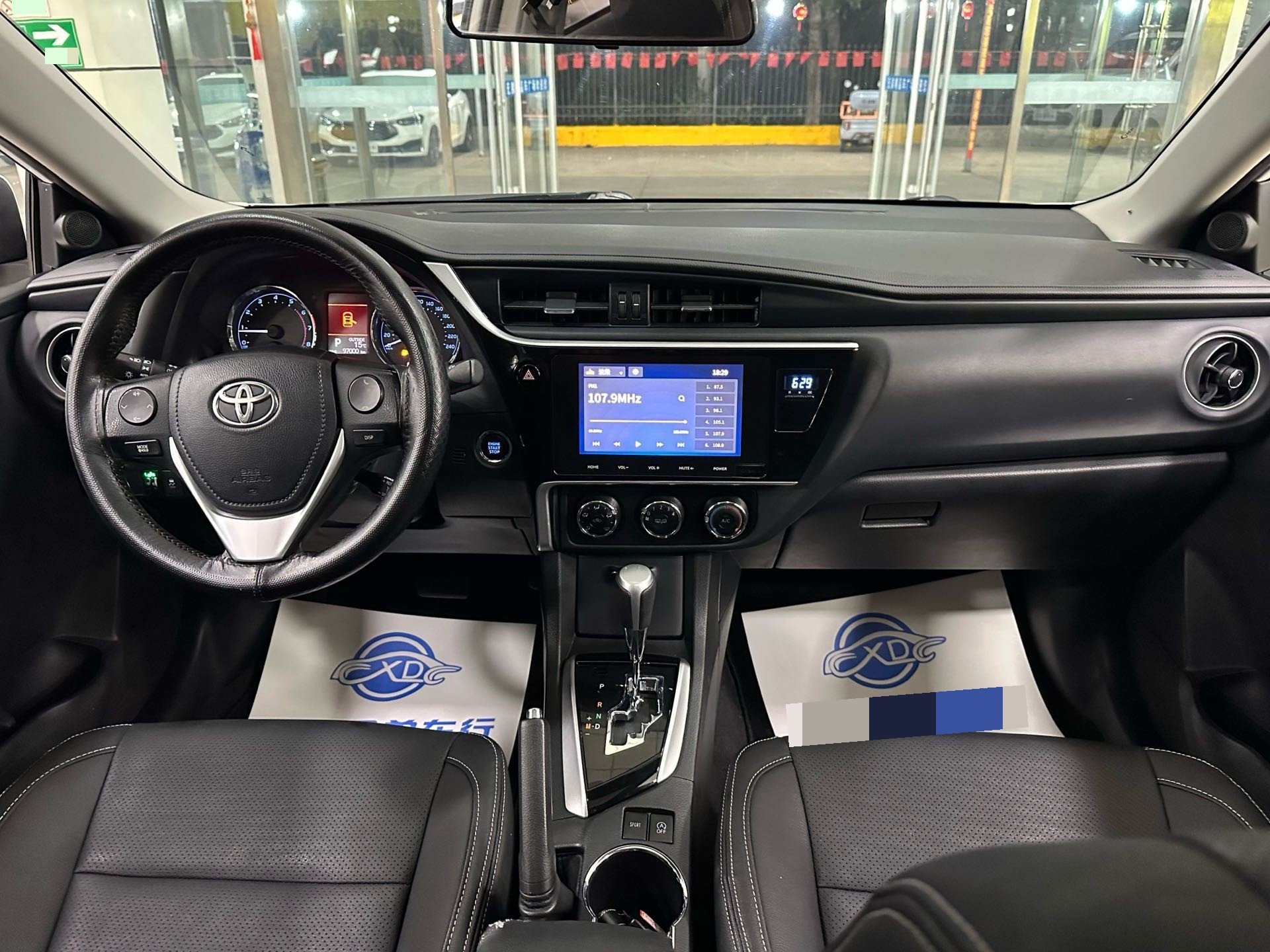 Toyota Corolla 2019 #3 Toyota Corolla 2019 car image #3