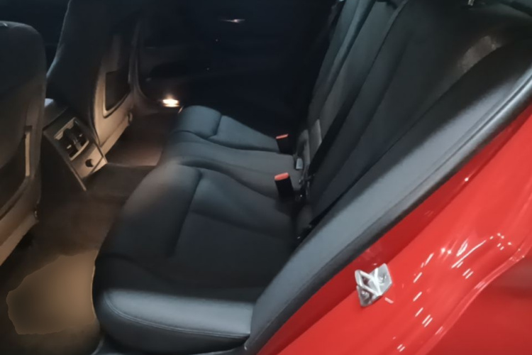 BMW 3 Series 2018 #17 BMW 3 Series 2018 immagine di auto #17