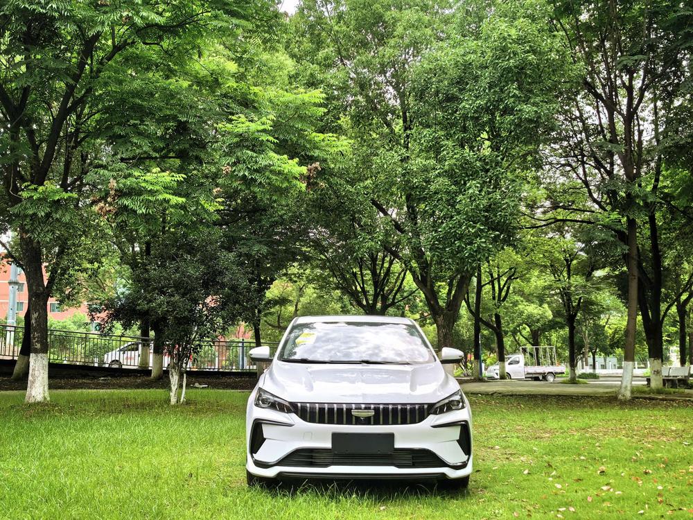 GEELY Binray 2026 #2 GEELY Binray 2026 car image #2