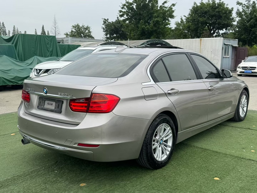 BMW 3 Series 2013 car image #5