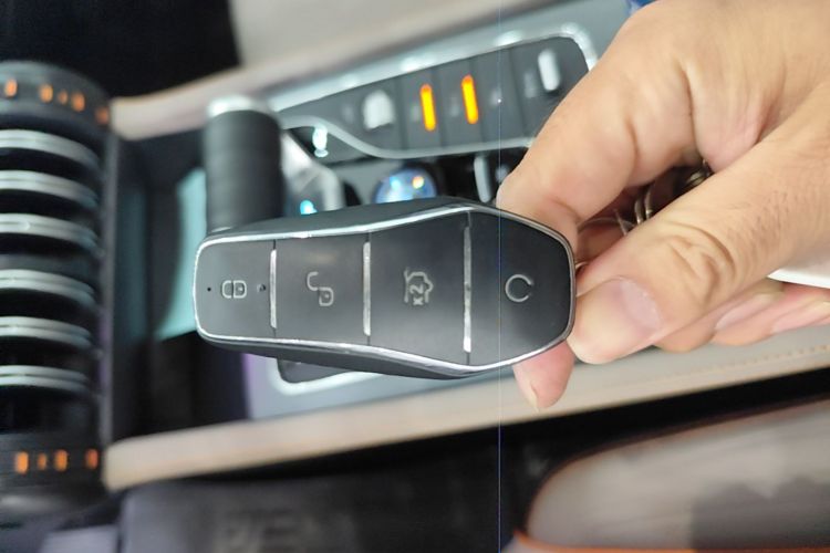 BYD Yuan Plus 2024 car image #9