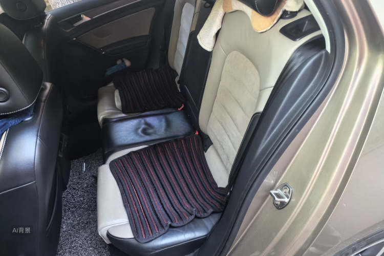 Volkswagen Golf 2017 car image #19