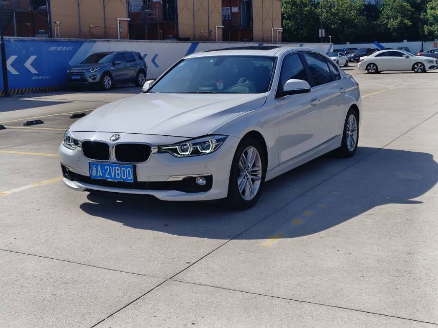 2016 2016 car image