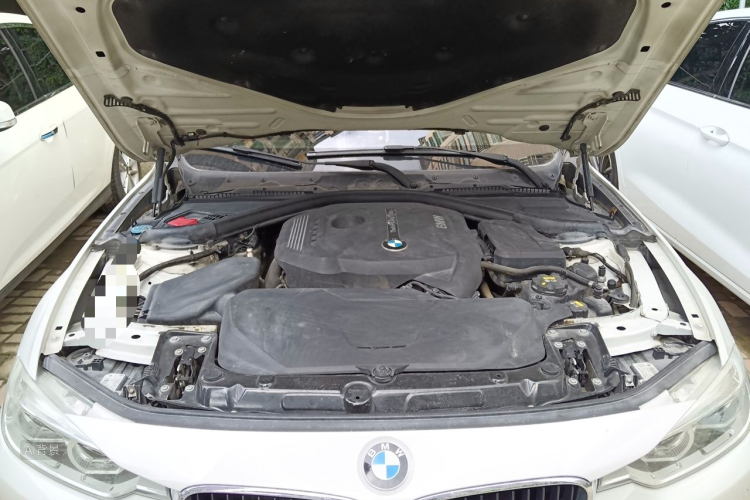 BMW 3 Series 2017 imagen de coche #22