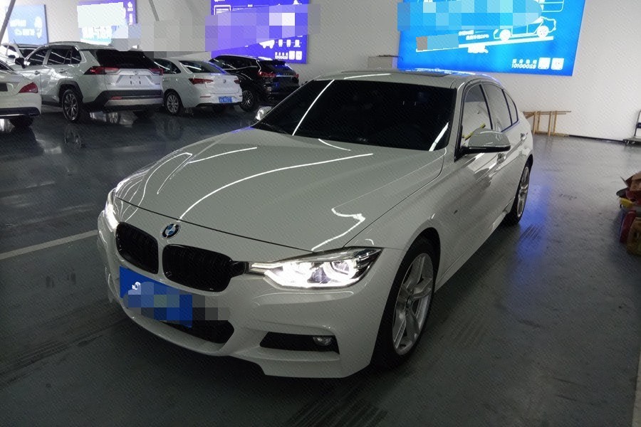 BMW 3 Series 2019 BMW 3 Series 2019 car image