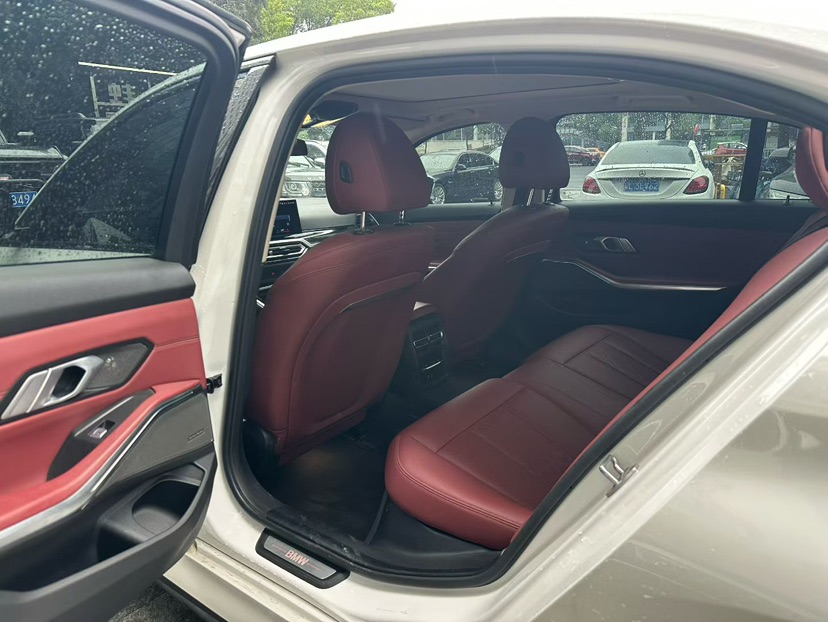 BMW i3 2023 car image #6