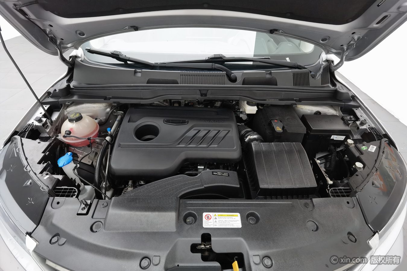 GEELY Coolray 2021 صورة سيارة #18
