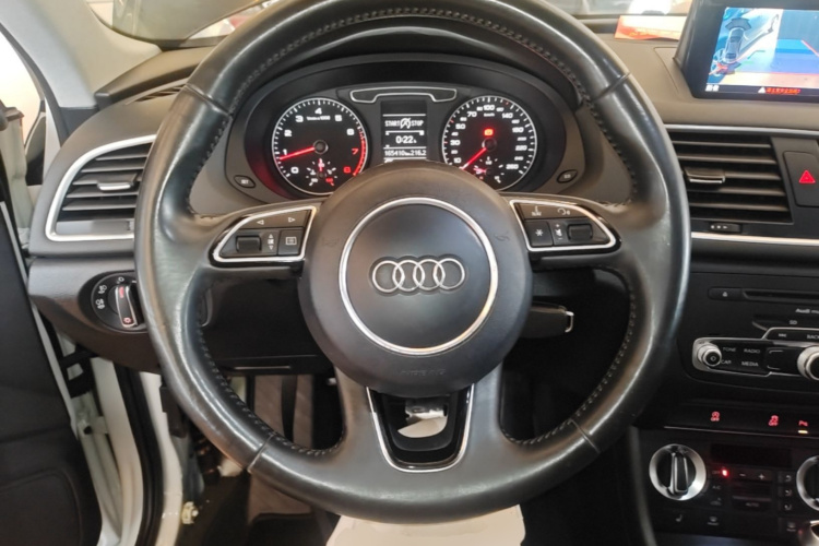 Audi Q3 2015 #11 Audi Q3 2015 car image #11