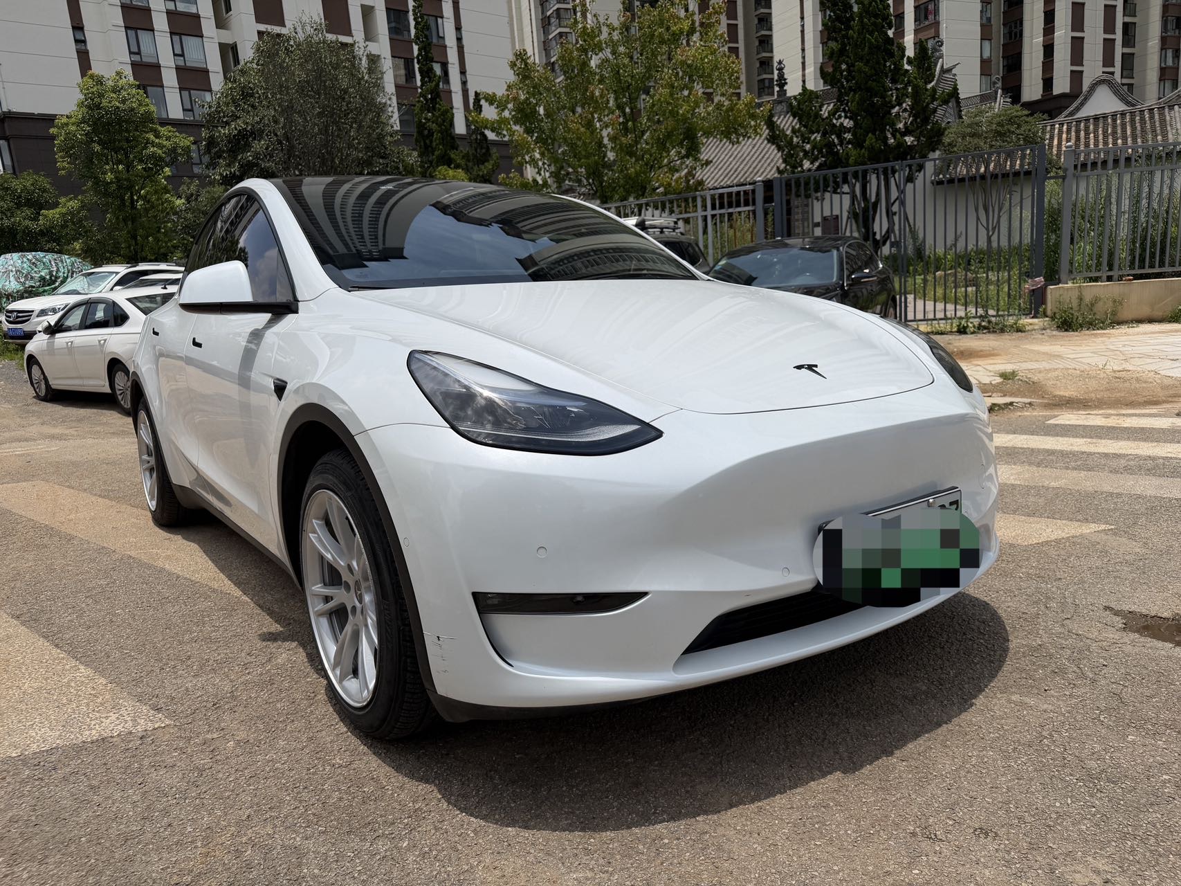 Tesla Model Y 2021 #3 Tesla Model Y 2021 car image #3