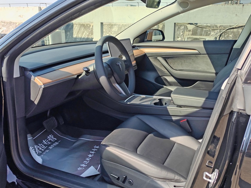 Tesla Model 3 2023 #8 Tesla Model 3 2023 car image #8