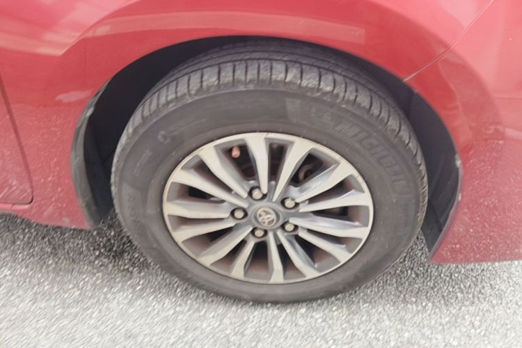 Toyota Corolla 2017 car image #9