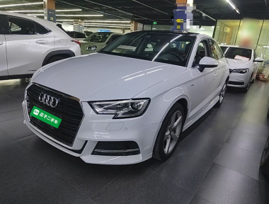 Audi A3 2018 صورة سيارة 