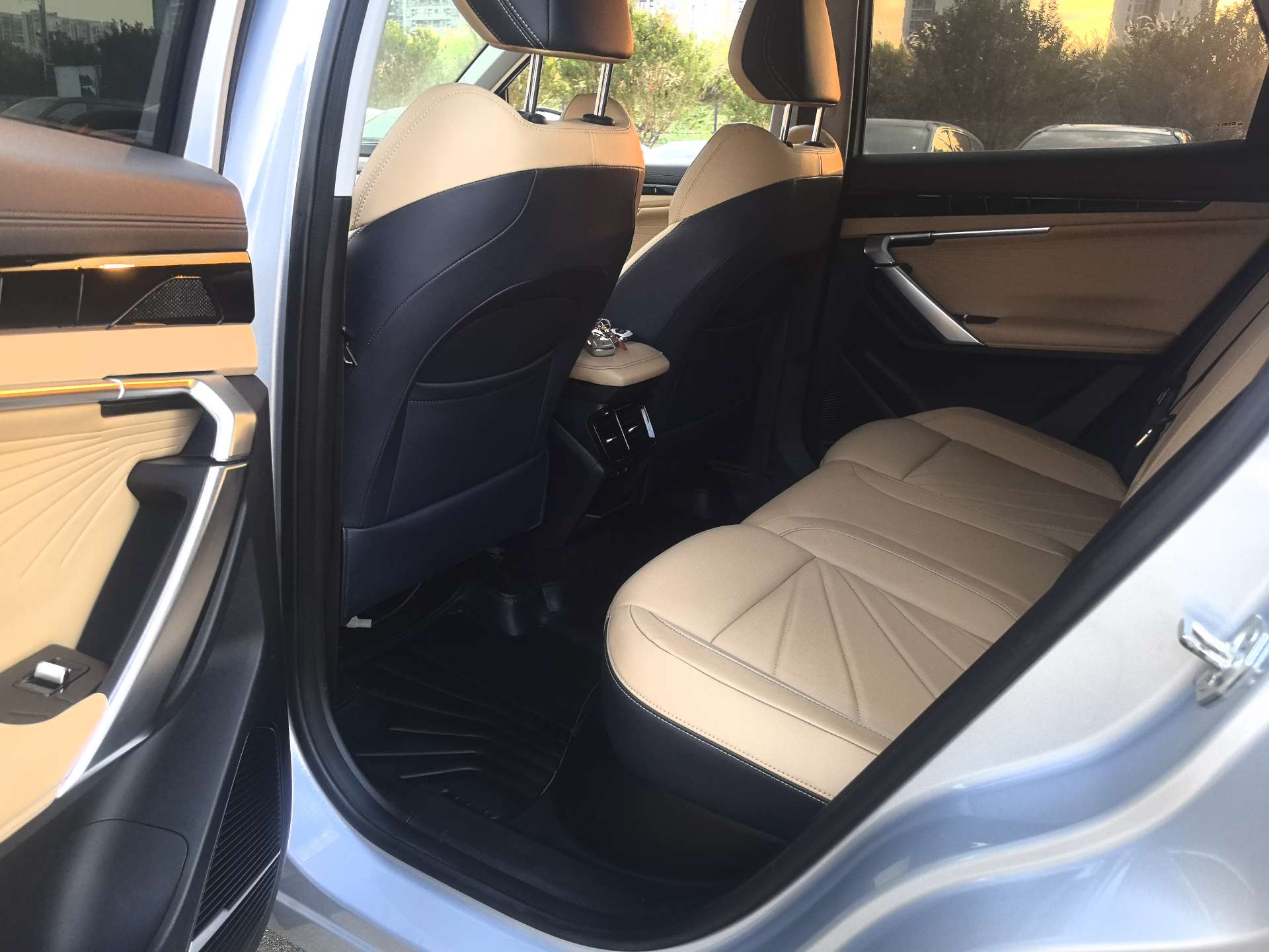 GEELY Boyue L 2023 imagem de carro #5