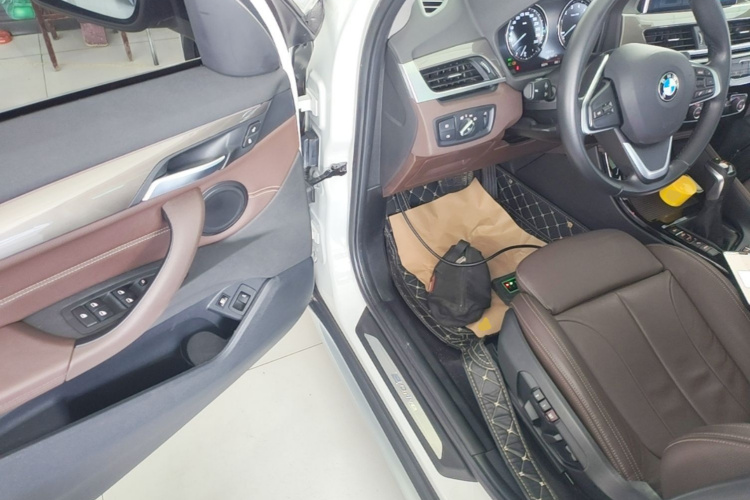 BMW X1 New Energy 2019 #12 BMW X1 New Energy 2019 car image #12