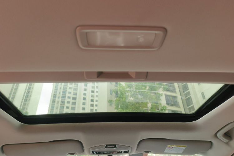GEELY Emgrand 2022 #17 GEELY Emgrand 2022 car image #17