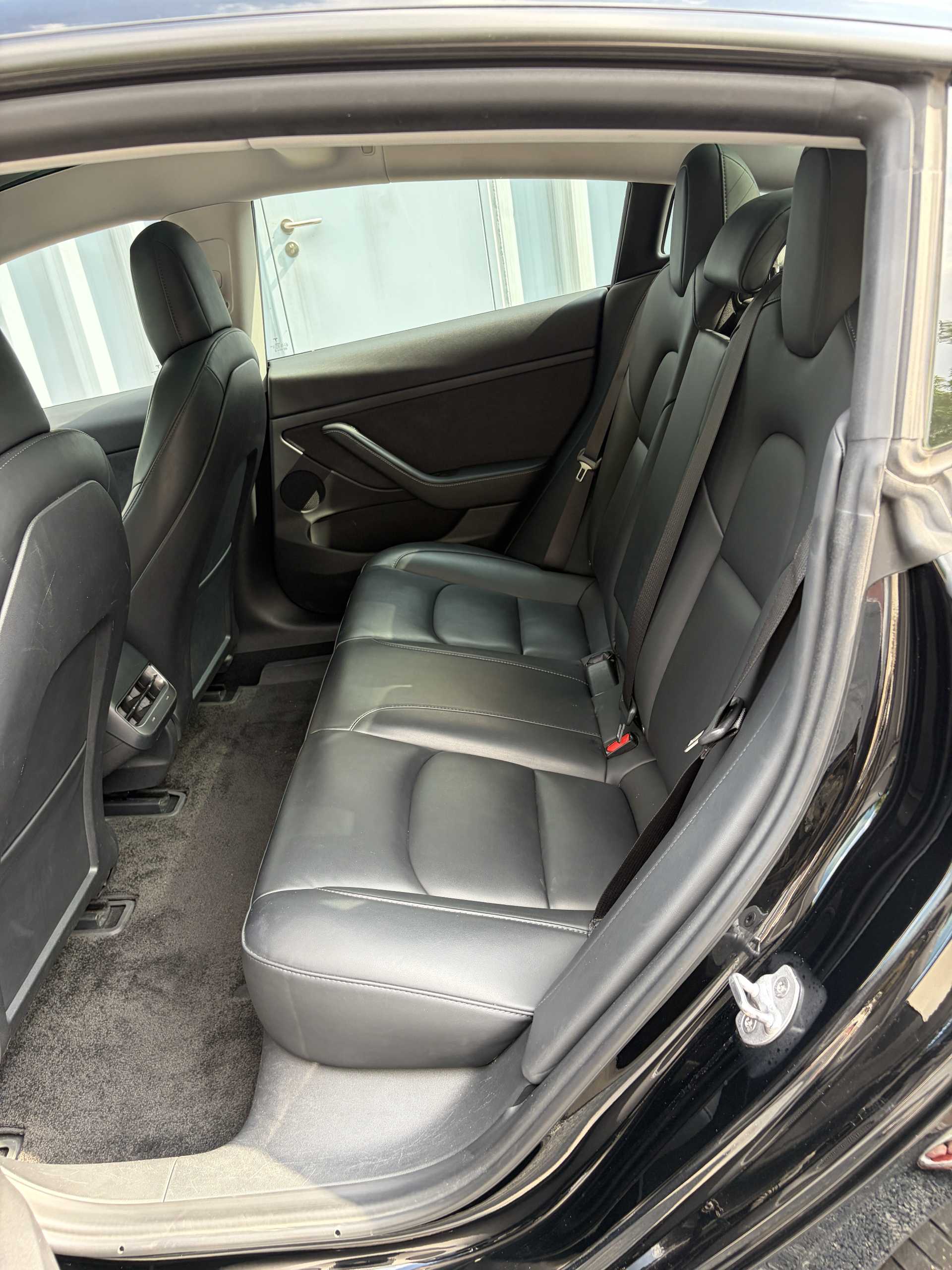 Tesla Model 3 2021 #7 Tesla Model 3 2021 صورة سيارة #7
