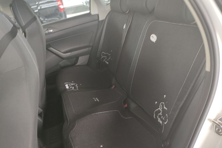 Volkswagen Polo 2021 car image #17